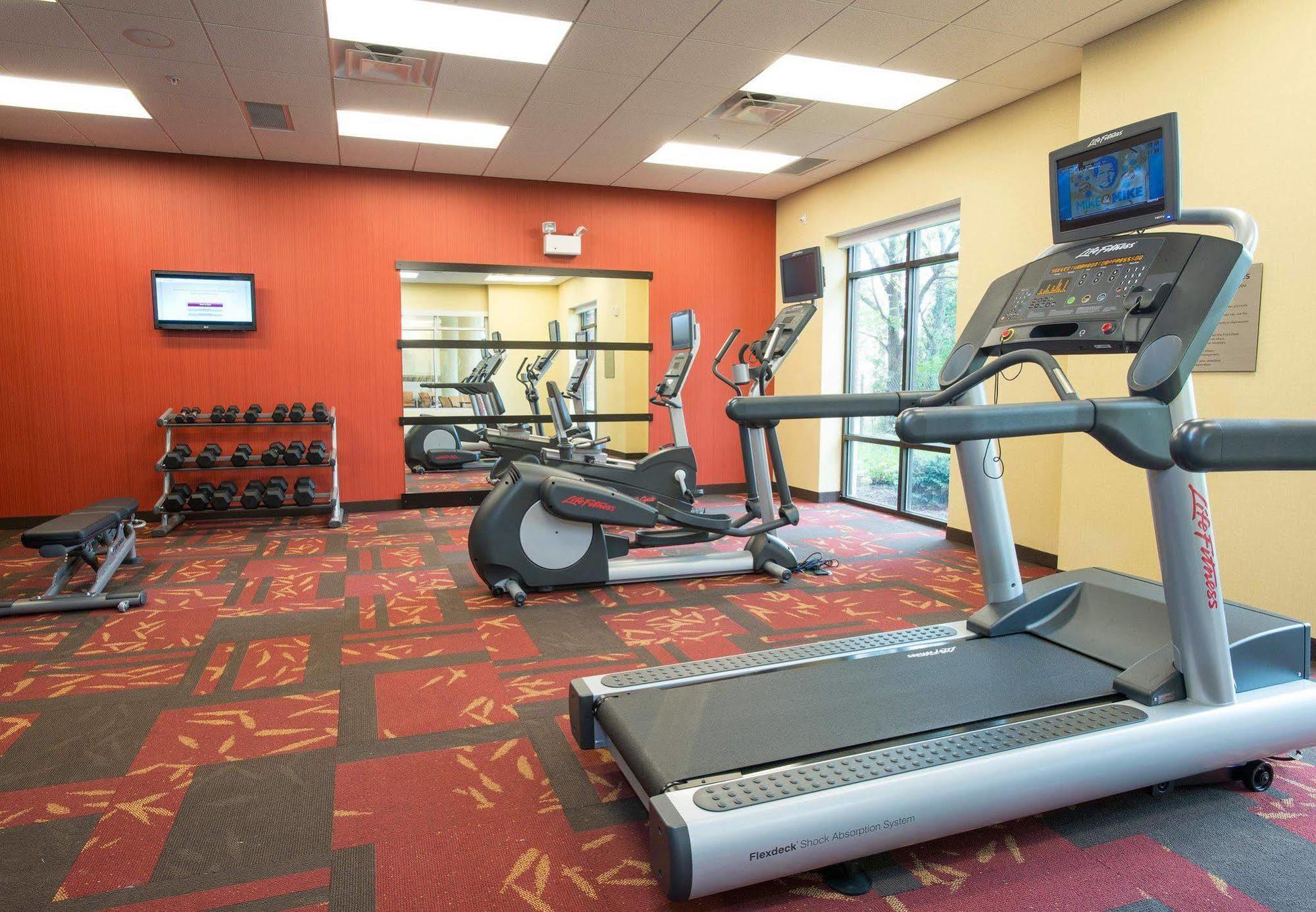 Courtyard By Marriott Cincinnati Midtown/Rookwood Eksteriør billede