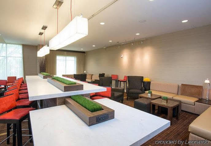 Courtyard By Marriott Cincinnati Midtown/Rookwood Eksteriør billede